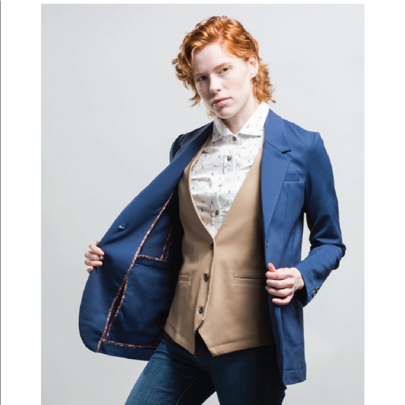 Peau de Loup 2-piece Royal Blue Suit - Picture 3 of 6